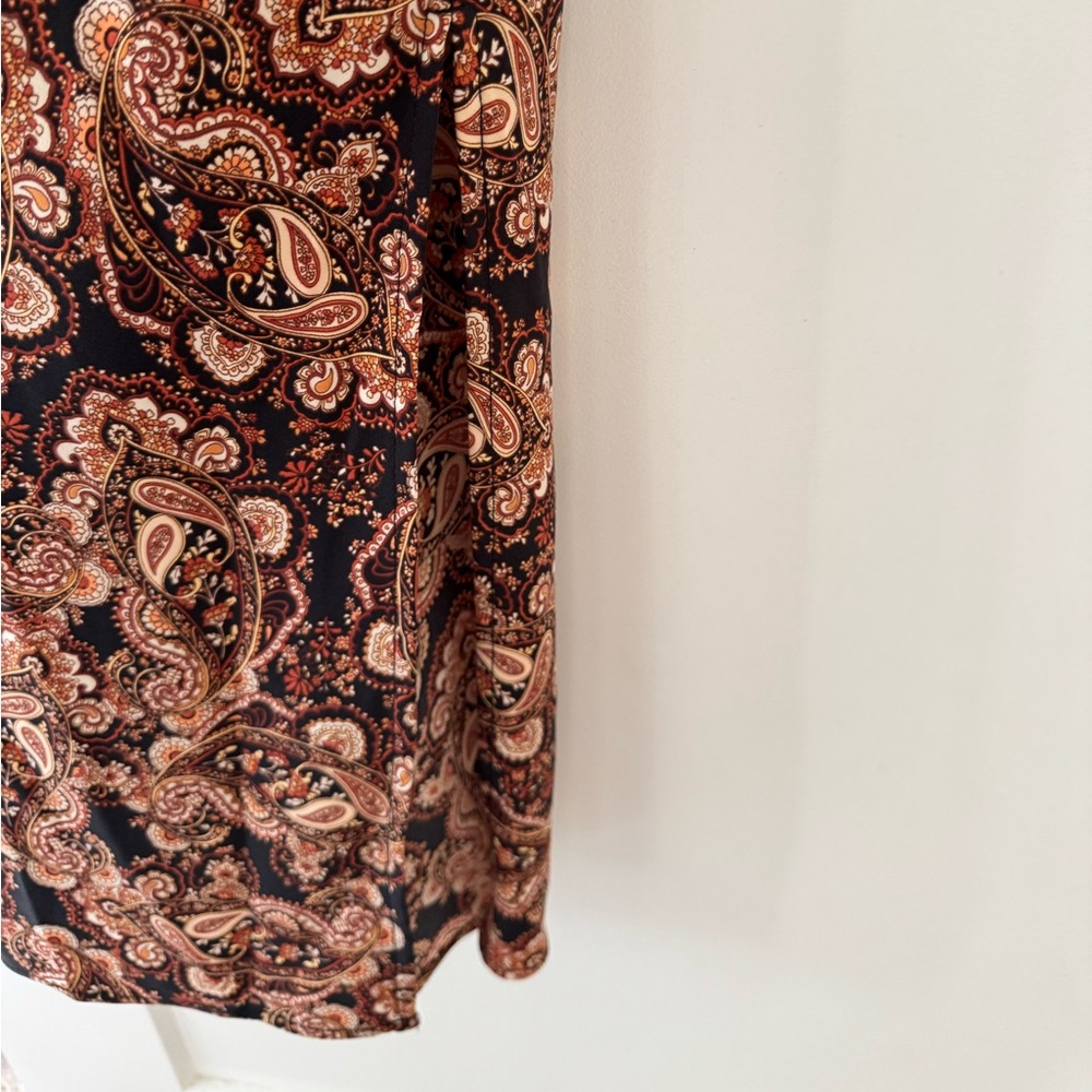Elegant Paisley Print Maxi Dress - Picture 4 of 5
